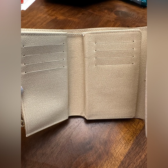 Louis Vuitton Damier Azur Alexandra Wallet - Picture 14 of 16